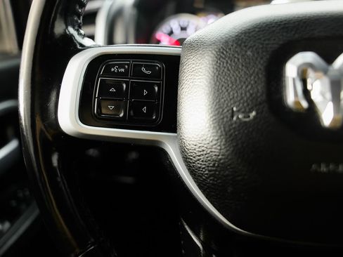 Used 2021 RAM 2500 Big Horn w/ Level 1 Equipment Group image 29