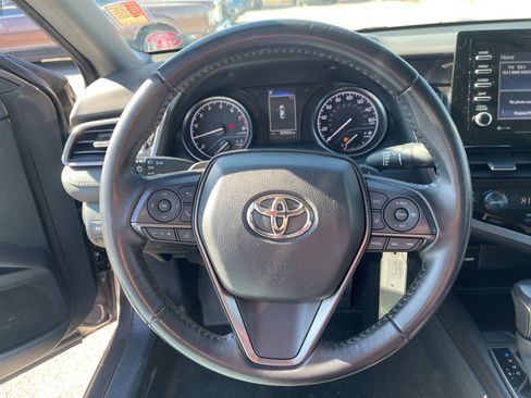 Used 2023 Toyota Camry SE image 23