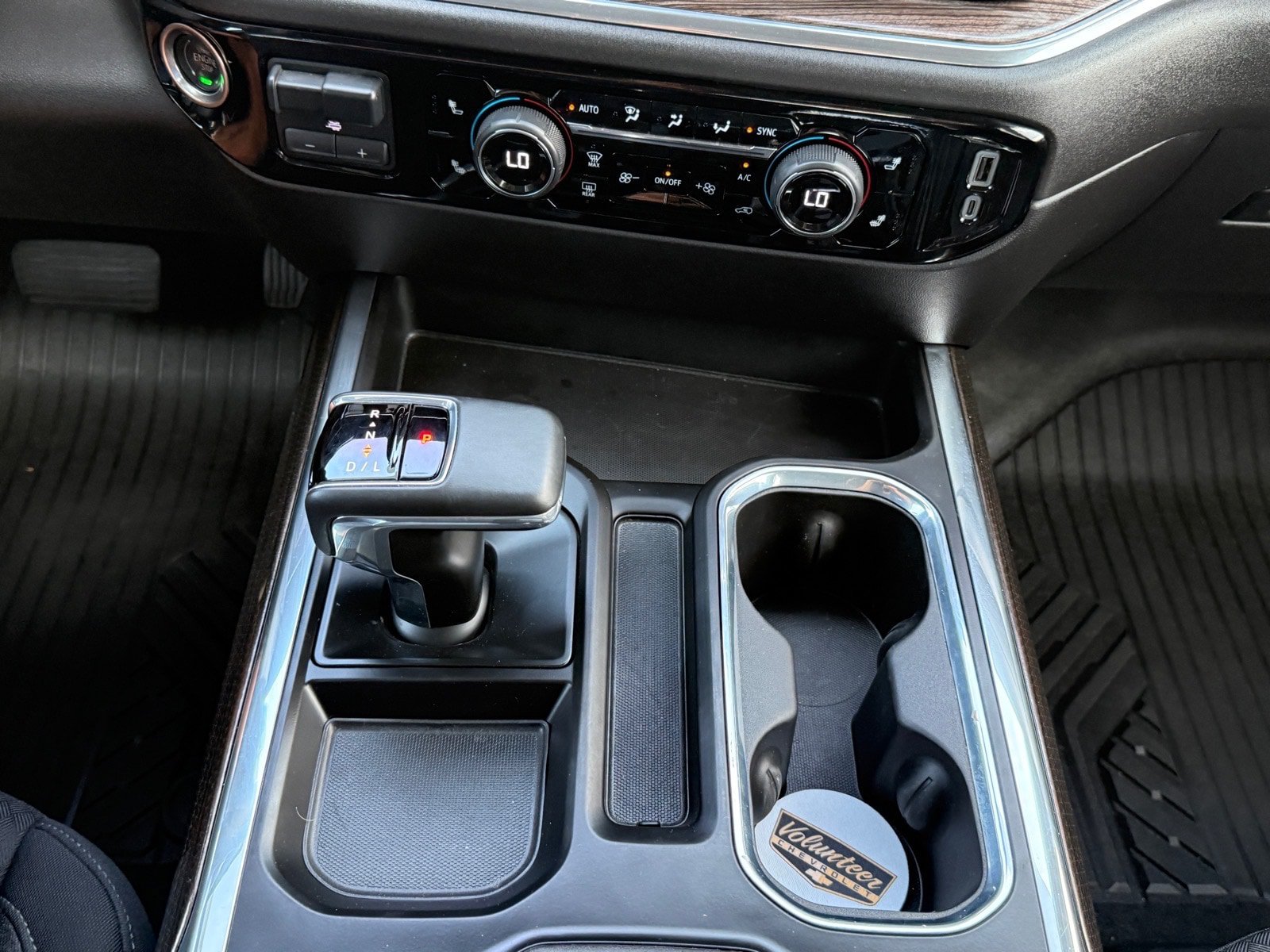 Used 2025 Chevrolet Silverado 1500 RST AWD/4WD image 19