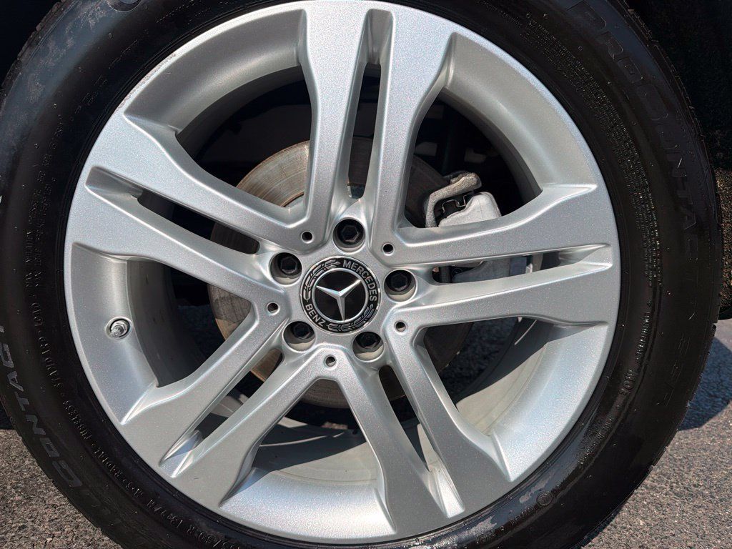 Used 2019 Mercedes-Benz GLA 250 4MATIC image 55