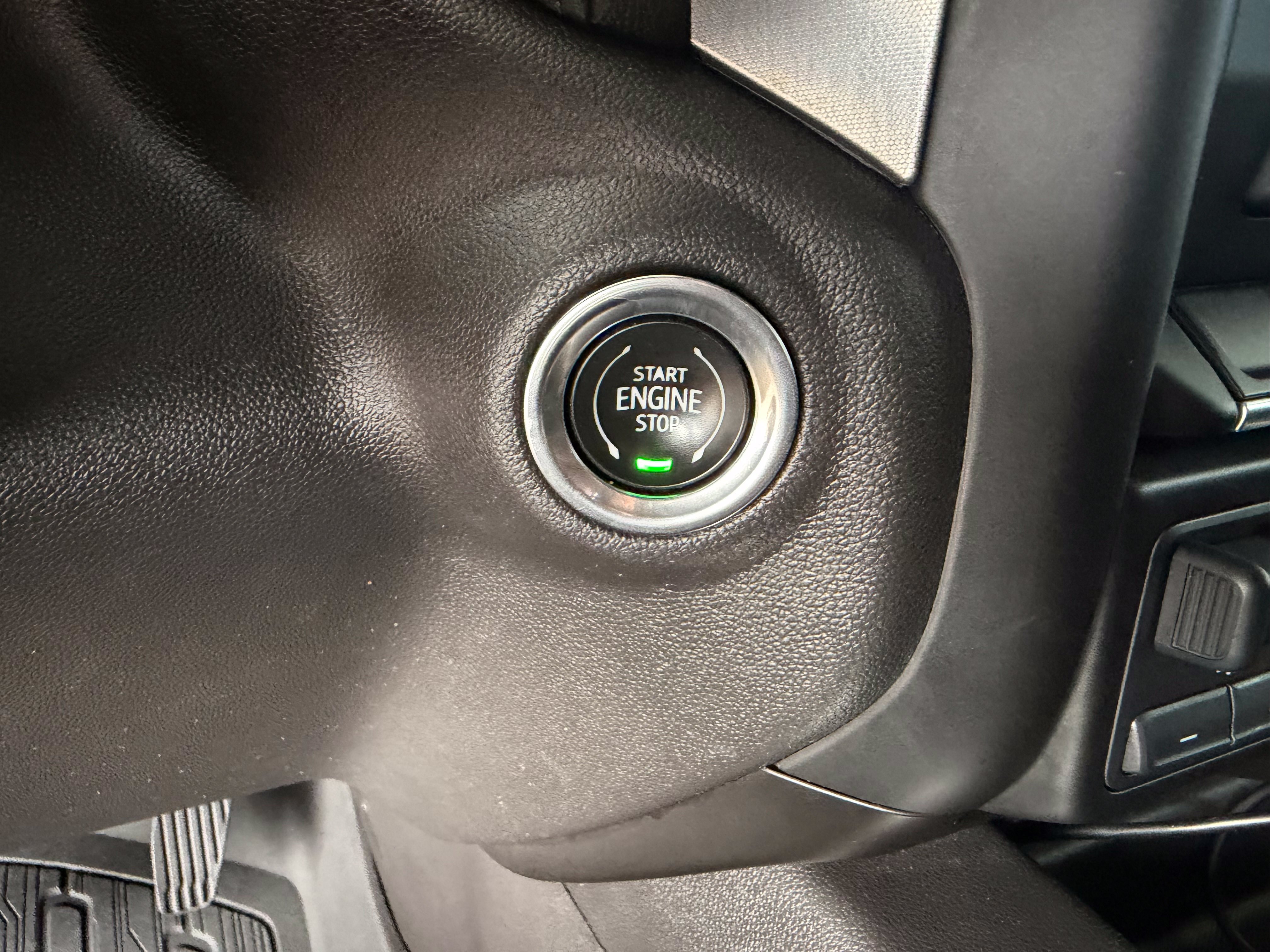Used 2021 GMC Sierra 1500 SLT AWD/4WD image 46