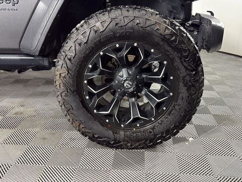 Used 2021 Jeep Wrangler Unlimited Rubicon 4xe w/ Cold Weather Group image 11