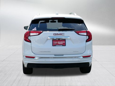 Used 2023 GMC Terrain Denali w/ Denali Premium Package AWD/4WD image 6