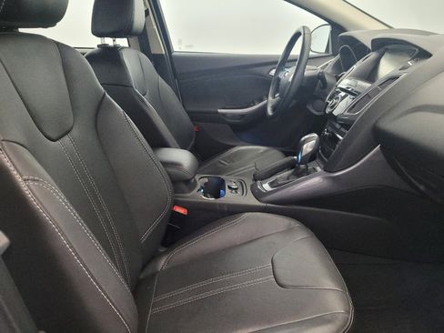 Used 2014 Ford Focus Titanium image 21