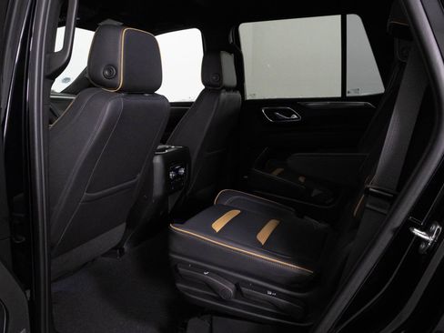 Used 2023 GMC Yukon AT4 image 32