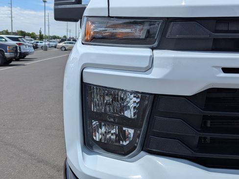 Certified 2024 Chevrolet Silverado 2500 Custom w/ Custom Value Package AWD/4WD image 41