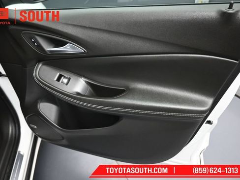 Used 2025 Buick Encore GX Avenir w/ Avenir Convenience Package AWD/4WD image 31