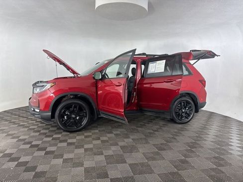 Certified 2024 Honda Passport Black Edition image 14