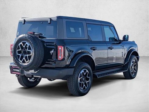 New 2026 Ford Bronco Outer Banks AWD/4WD image 2