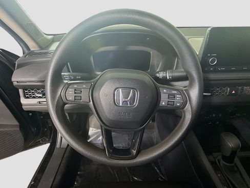 Used 2025 Honda Accord SE image 13