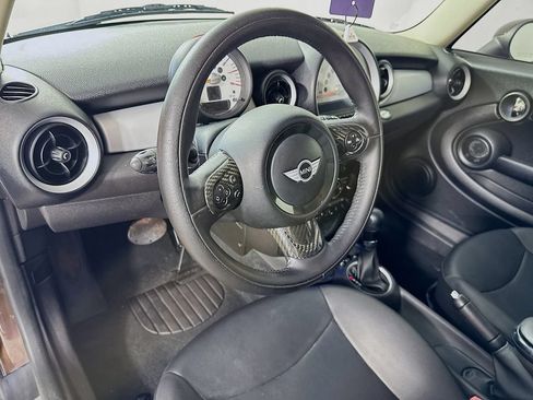 Used 2013 MINI Cooper Clubman FWD image 10