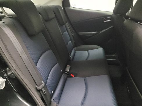 Used 2018 Toyota Yaris iA FWD image 19