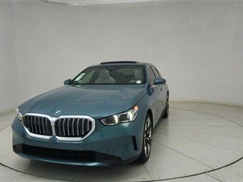 Used 2026 BMW 540i xDrive image 70