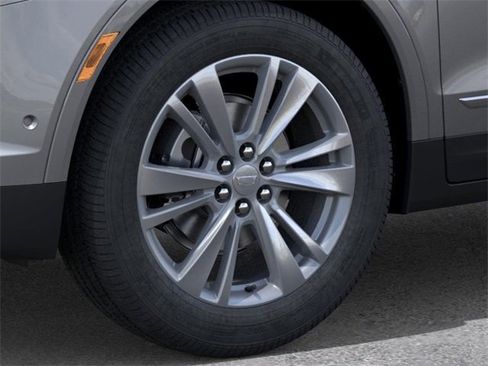 New 2026 Cadillac XT5 Premium Luxury w/ Driver Assist Package image 9