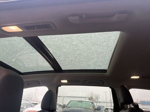 Certified 2025 Subaru Ascent Limited image 12