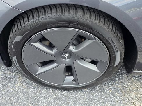 Used 2022 Tesla Model 3 Standard Range RWD image 40