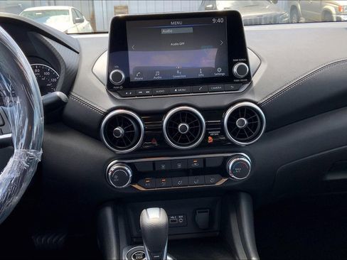 Used 2025 Nissan Sentra SV w/ All-Weather Package image 7