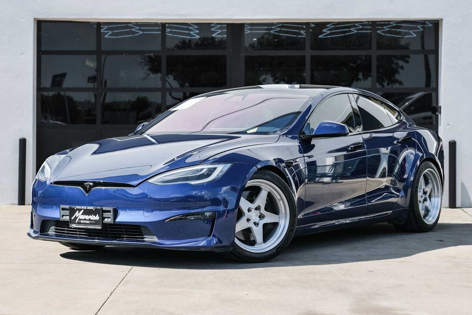 Used 2021 Tesla Model S Plaid AWD/4WD image 1