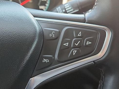 Used 2025 Chevrolet Malibu RS FWD image 17