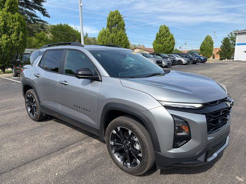 Used 2025 Chevrolet Equinox RS w/ Safety and Technology Package AWD/4WD image 7