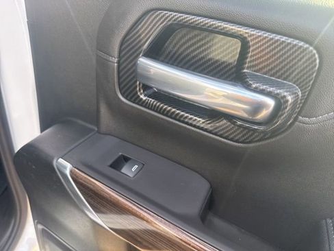 Used 2020 Chevrolet Silverado 1500 LT Trail Boss w/ Convenience Package image 30