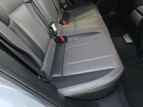 Used 2022 Subaru Crosstrek 2.5i Sport w/ Moonroof Package image 28