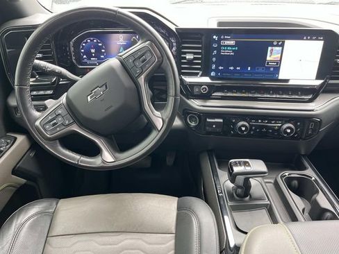 Used 2023 Chevrolet Silverado 1500 ZR2 w/ Technology Package AWD/4WD image 14