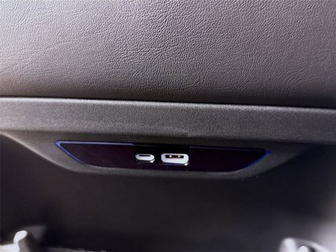 New 2026 Chrysler Pacifica Select image 27