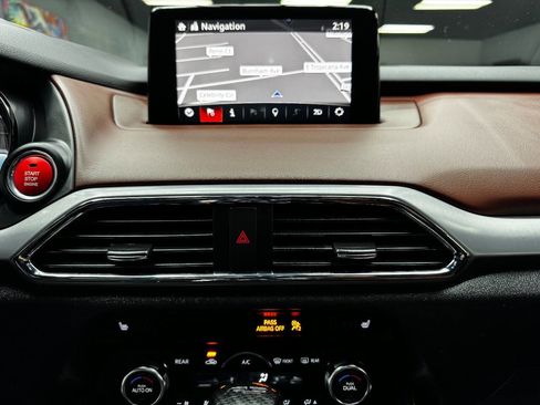 Used 2017 MAZDA CX-9 Signature image 22