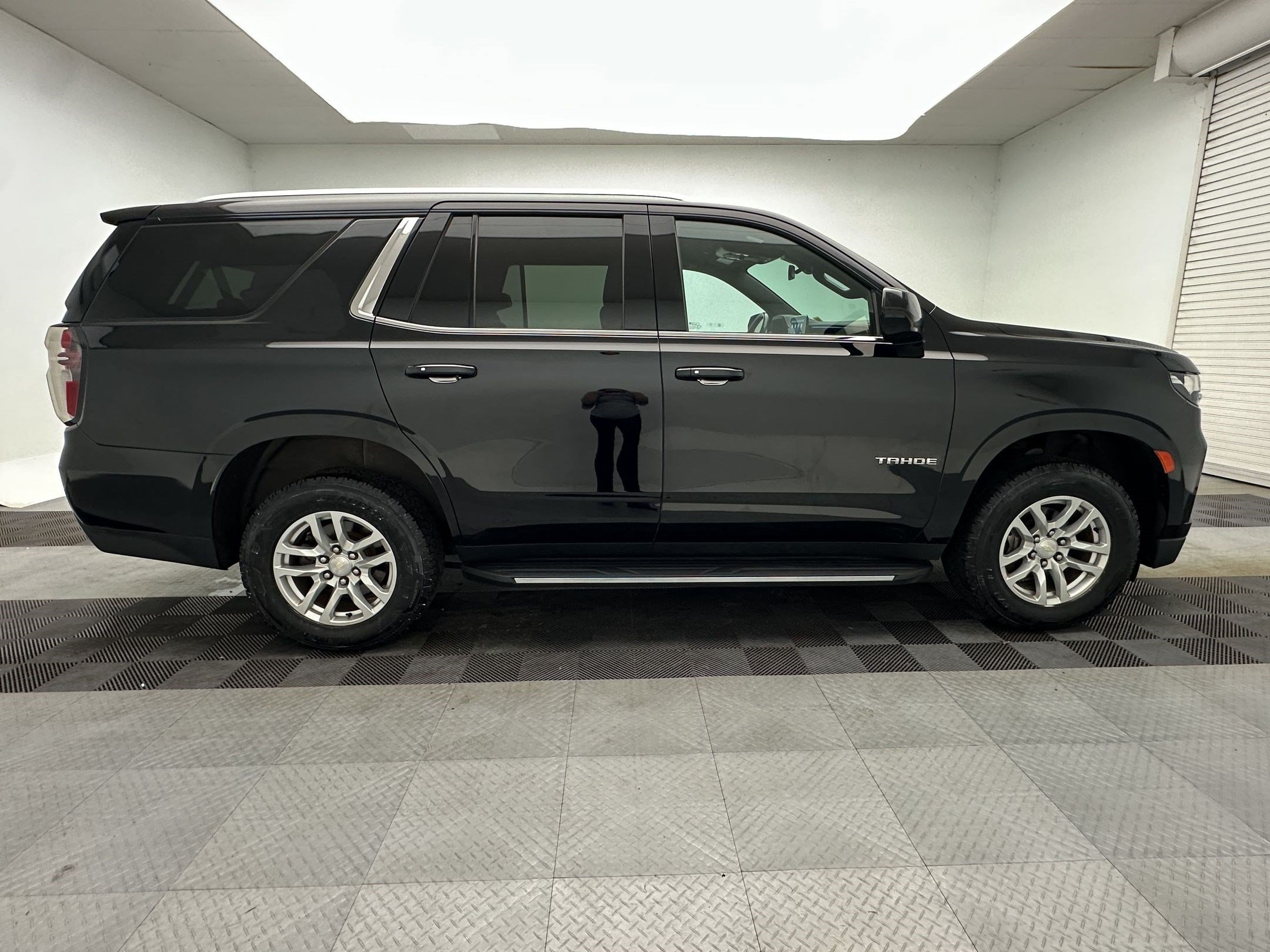 Certified 2021 Chevrolet Tahoe LT AWD/4WD image 8