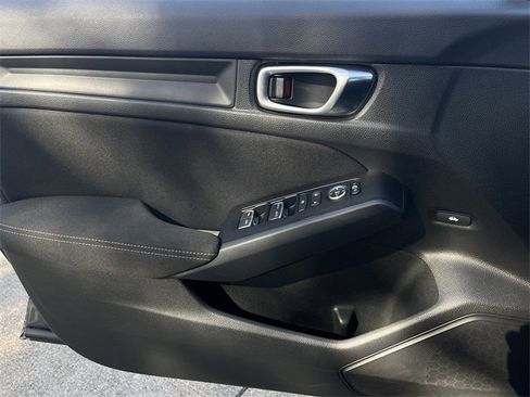 Used 2023 Honda Civic Sport image 24