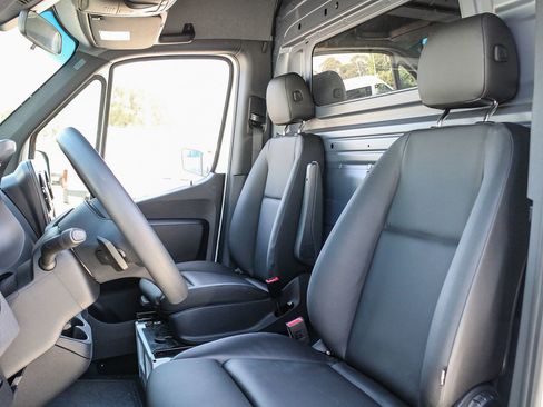 New 2024 Mercedes-Benz Sprinter 2500 image 18