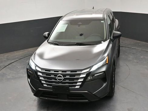 Used 2024 Nissan Rogue S AWD/4WD image 23