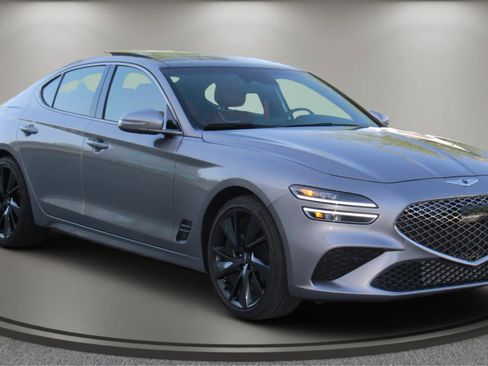 Used 2023 Genesis G70 2.0T w/ Sport Prestige Package image 3