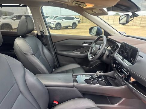 Certified 2023 Nissan Rogue SL w/ SL Premium Package FWD image 28