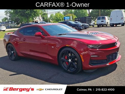 Used 2022 Chevrolet Camaro SS RWD image 3