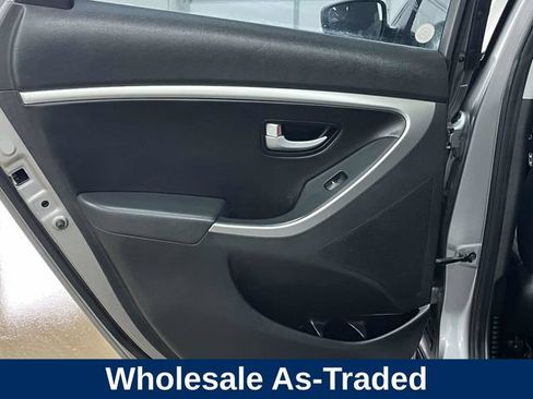 Used 2014 Hyundai Elantra GT w/ Option Group 03 FWD image 18