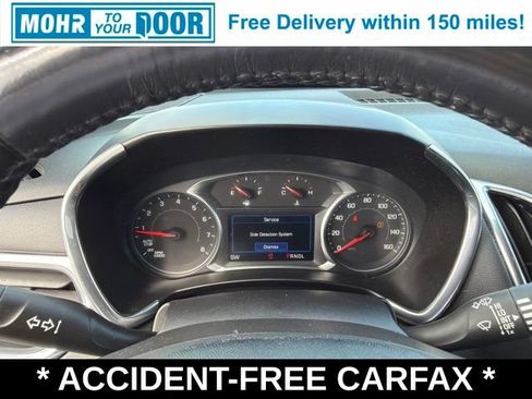 Used 2019 Chevrolet Equinox LT FWD image 17