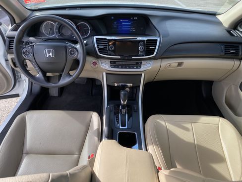 Used 2015 Honda Accord EX-L image 19