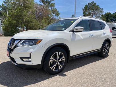 Used 2017 Nissan Rogue SL w/ SL Premium Package