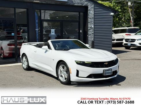 Used 2020 Chevrolet Camaro LT RWD image 6