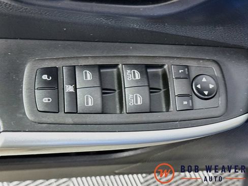Used 2022 Jeep Cherokee Latitude AWD/4WD image 23