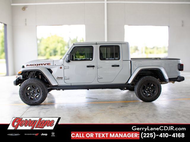 Used 2023 Jeep Gladiator Mojave w/ LED Lighting Group AWD/4WD image 4