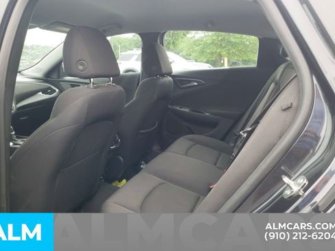 Used 2023 Chevrolet Malibu LT FWD image 18