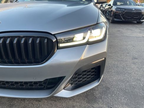 Used 2023 BMW 540i w/ M Sport Package image 9
