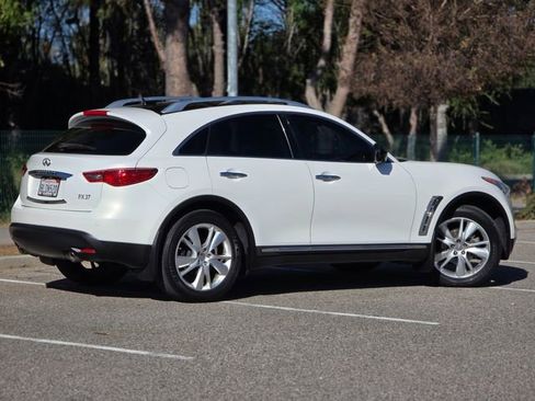 Used 2013 INFINITI FX37 2WD w/ Premium Pkg image 7