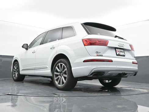Used 2018 Audi Q7 3.0T Prestige AWD/4WD image 41