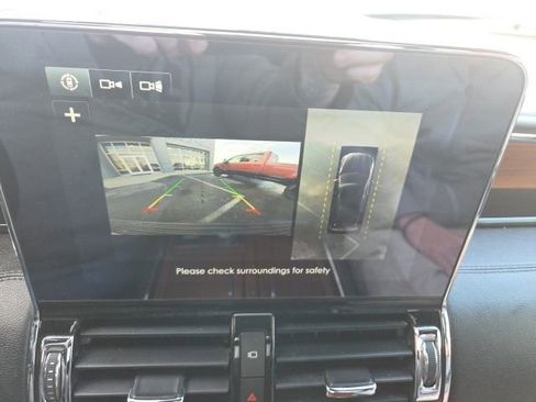 Used 2019 Lincoln Navigator L Select image 36