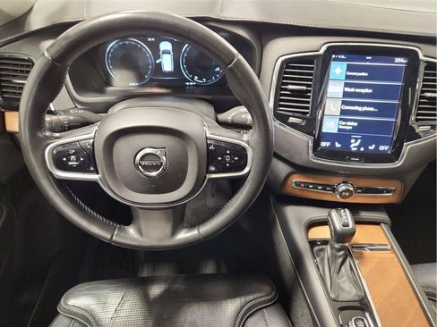 Used 2018 Volvo XC90 T6 Inscription w/ Convenience Package AWD/4WD image 11