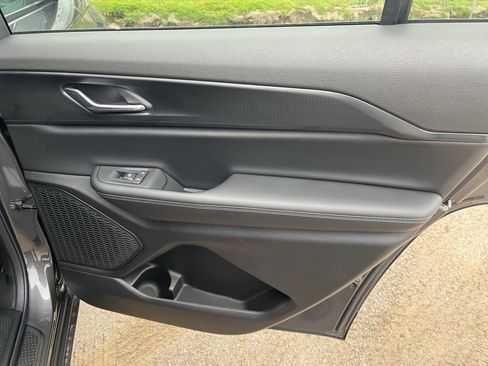 New 2025 Jeep Grand Cherokee L Laredo image 12